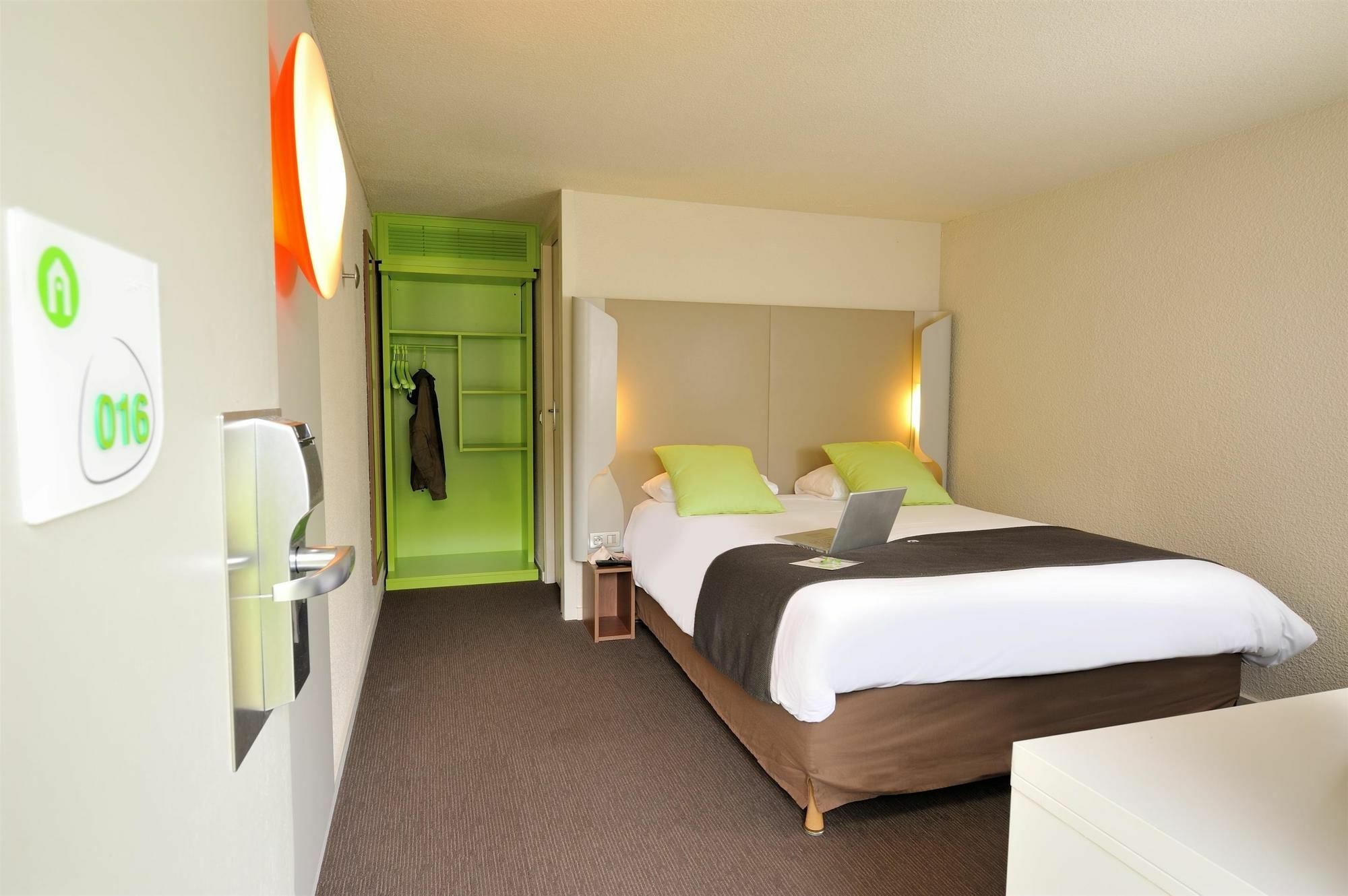 Campanile Annecy - Cran Gevrier Hotel Kültér fotó